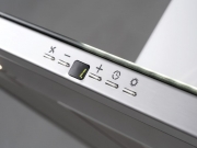 Silverline Slim Isola 90 cm SLI 900 S Edelstahl Schwarzglas Inselhaube. Mit 5 Jahren Garantie!