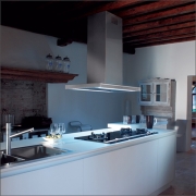 Falmec Lumina NRS� Inselhaube 90 cm, Blende schwarz, mit 5 Jahren Garantie