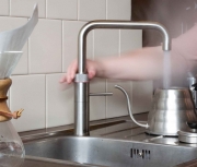 Quooker Fusion Square, PRO3-VAQ und Cube, Edelstahl massiv, 3FSRVSCUBE